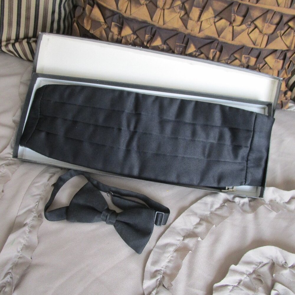 matching cummerbund and bow tie set